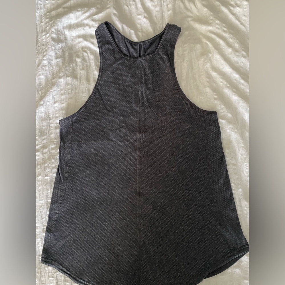 Lululemon gray tank